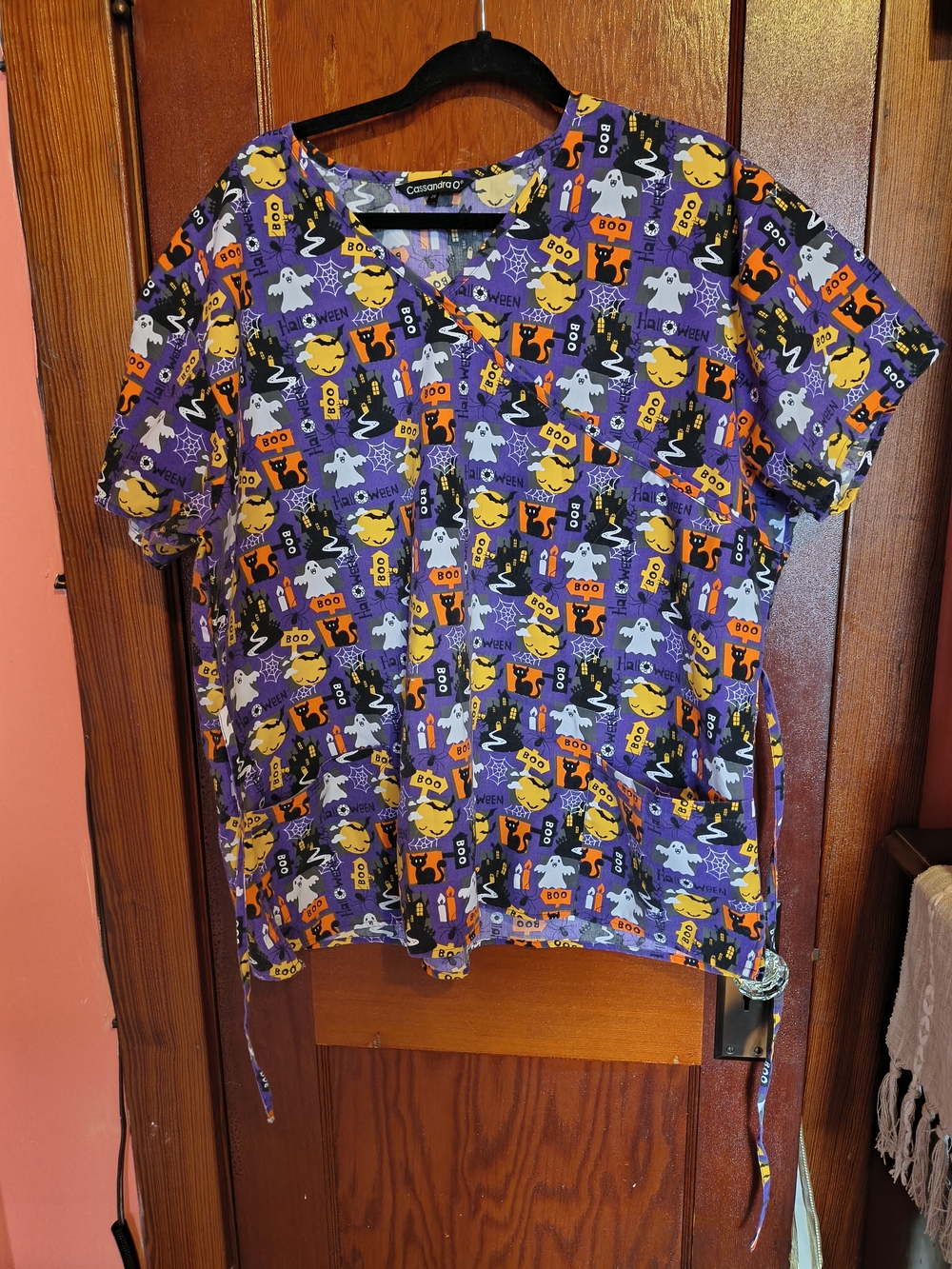 SCRUB TOP Cassandra O Halloween Print Short Sleeve Scrub Top - Purple 2X